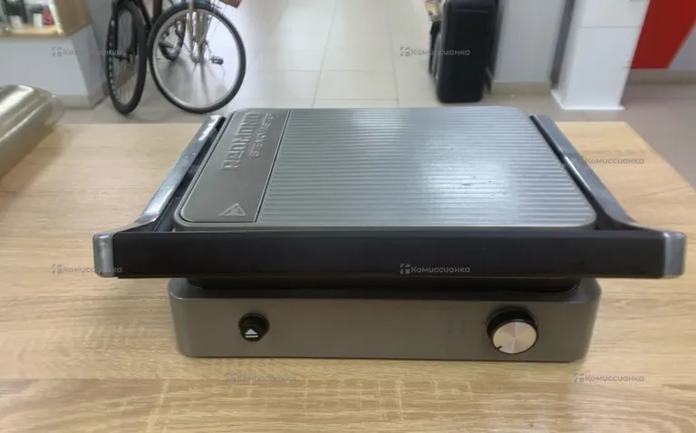 Гриль Redmond RGM-M814