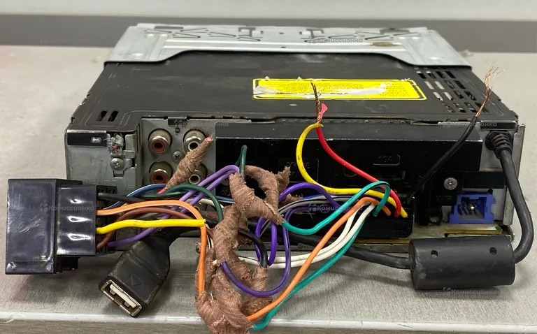 Автомагнитола Pioneer DEH-P7000UB