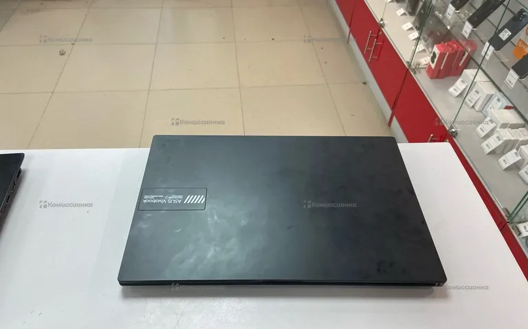 Ноутбук ASUS Vivobook E1504F