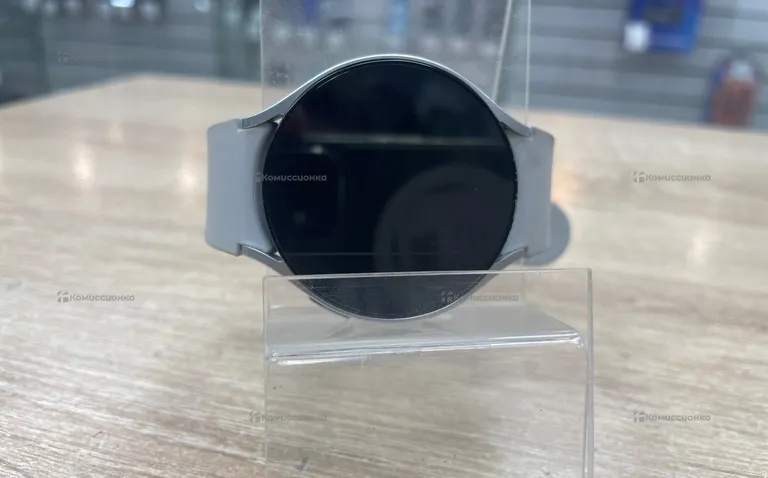 Часы Samsung Galaxy Watch 6 44mm
