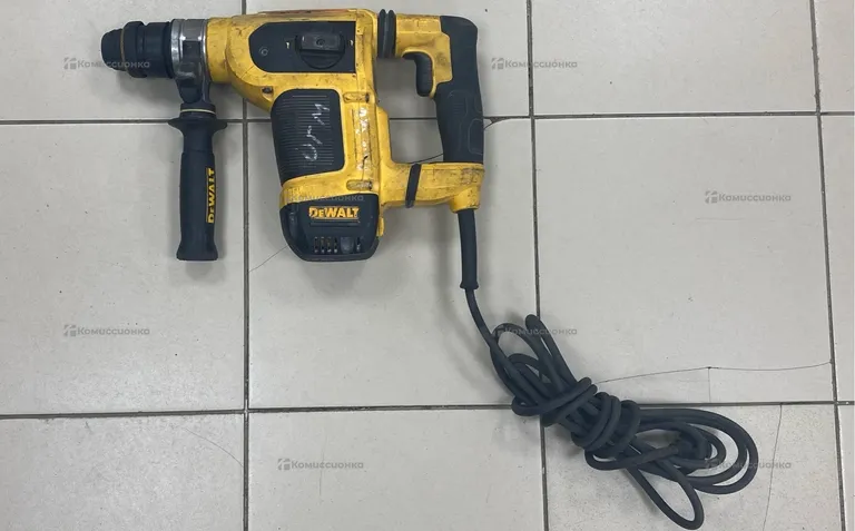 Перфоратор DeWalt D25413QS