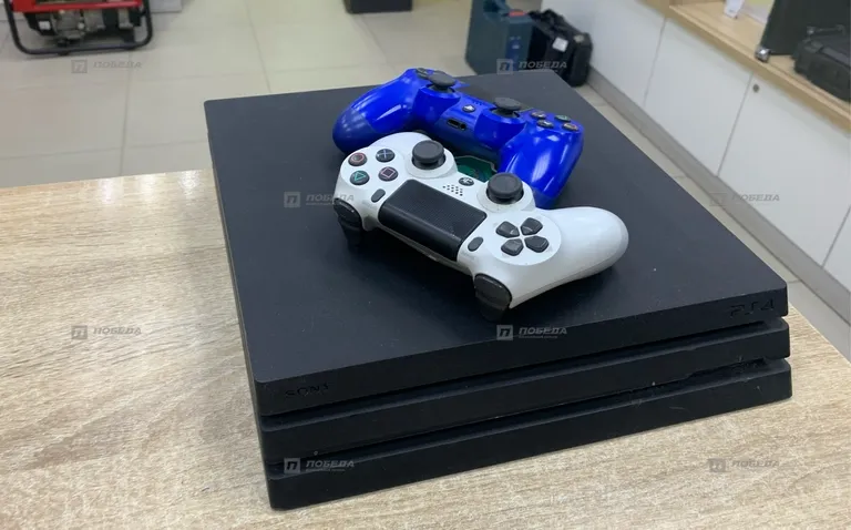 PS4. pro 1tb