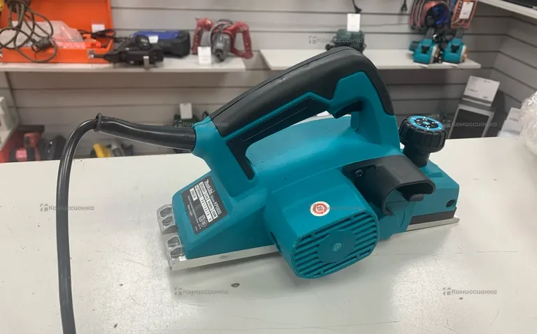 Сетевой электрорубанок Makita KP0800 (реплика)