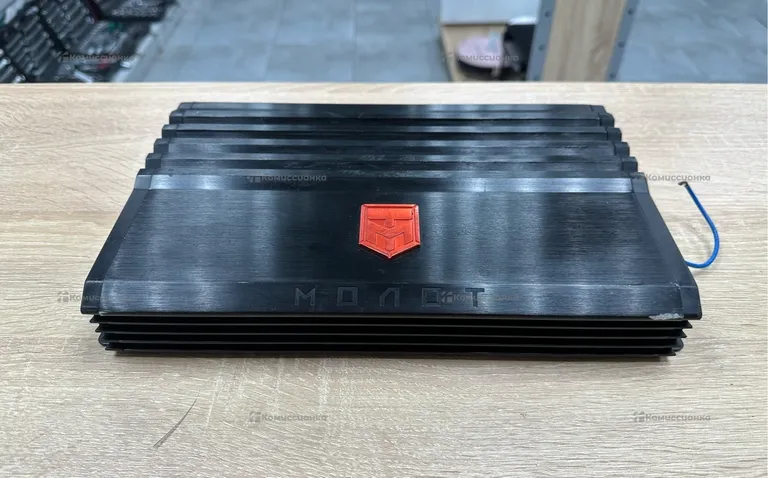Усилитель  Молот Урал МТ 4.60