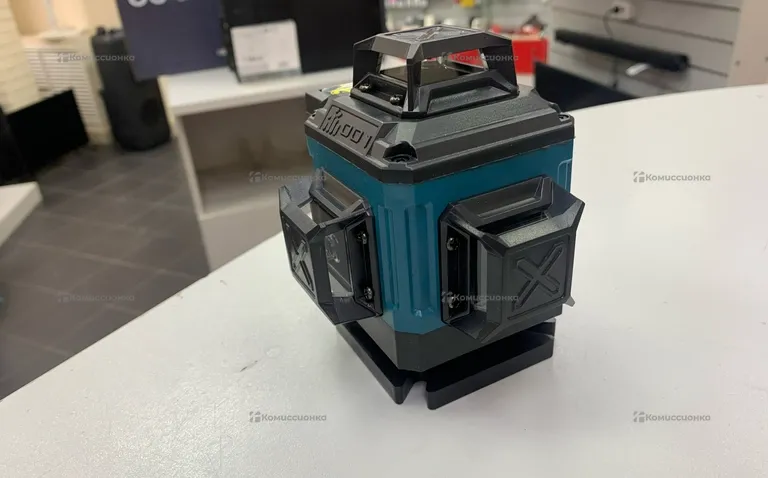 Лазерный нивелир Makita Rep