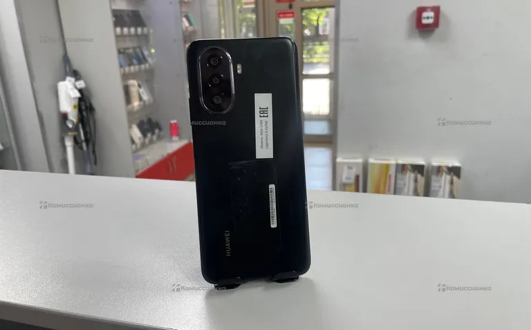 Huawei nova Y71