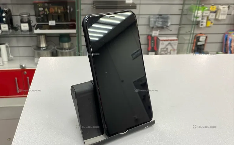 Apple iPhone Xr 64 ГБ
