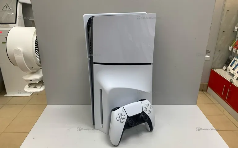 Sony PlayStation 5 Slim с дисководом 1 tb