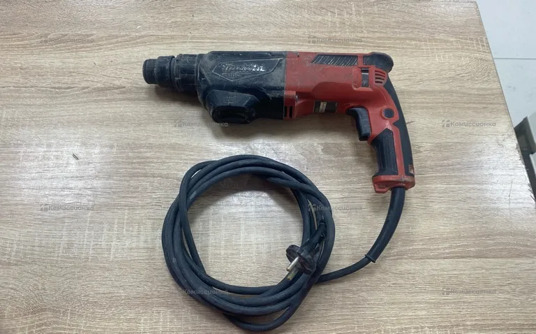 Перфоратор makita M8701