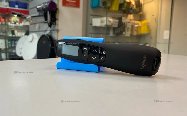 Пульт дистанционного управления Logitech R700 през