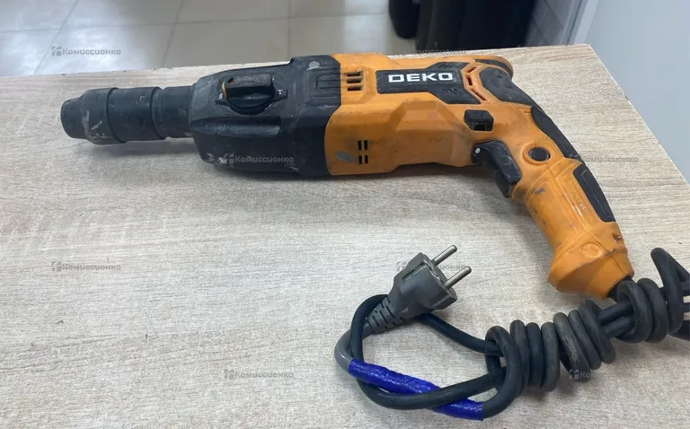 Перфоратор DEKO DKH850W