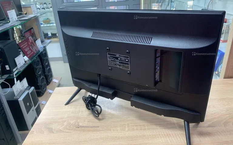 Телевизор Orion Smart TV 24" диагональ