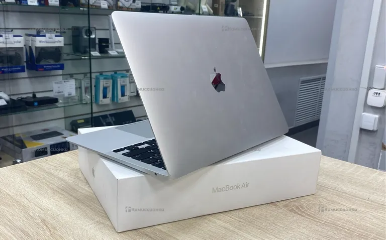 Ноутбук  MacBook Air M1 2020