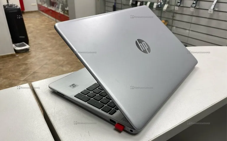 Ноутбук HP 250 G8