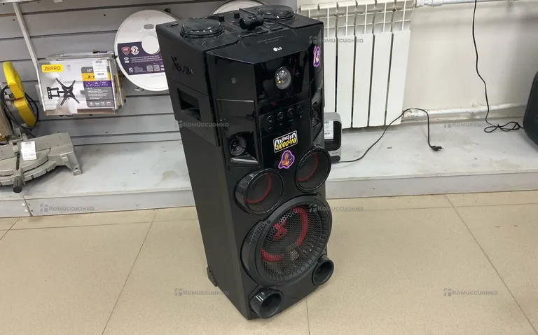 Колонка LG Xboom OM7560