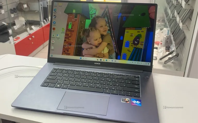 Ноутбук Honor magicbook