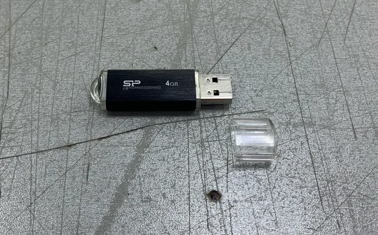 Флешка usb 4 gb